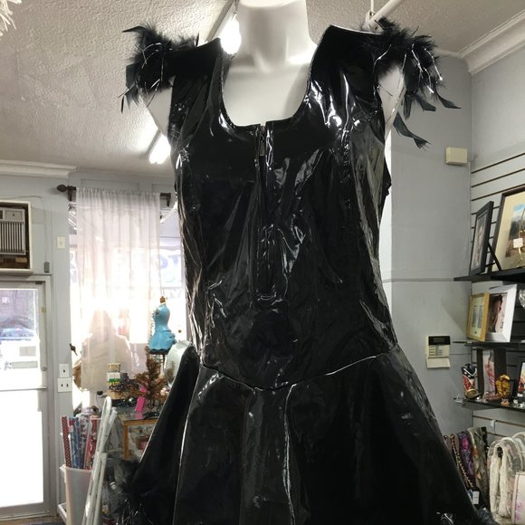 Dreamgirl Vinyl Corsette Costume, Black Boa, Medium - Fits 38 Bust NEW  Hal1 - Picture 1 of 4
